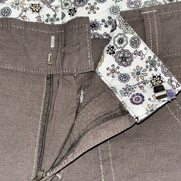 Athleta Style #41259 Bermuda Hiking Shorts Size 14 – Taupe Brown Nylon Blend - Picture 5 of 6